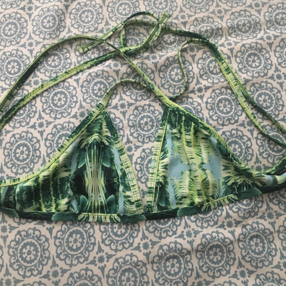 Jolyn top